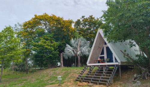 Bungalow with Patio