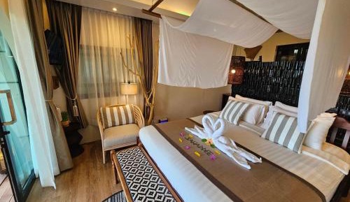 Deluxe Double or Twin Room