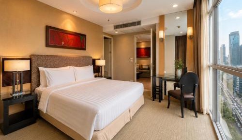 1 Bedroom Deluxe Suite with Bathtub