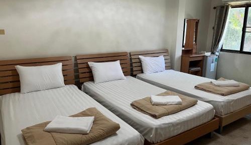 Triple Room with Private Bathroom