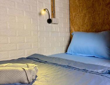 8-Bed Mixed Dormitory Room