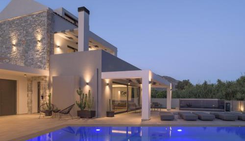 Villa with Private Pool