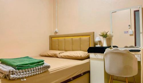 Queen Room