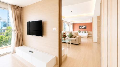 Two-Bedroom Suite
