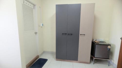 Large Single Room