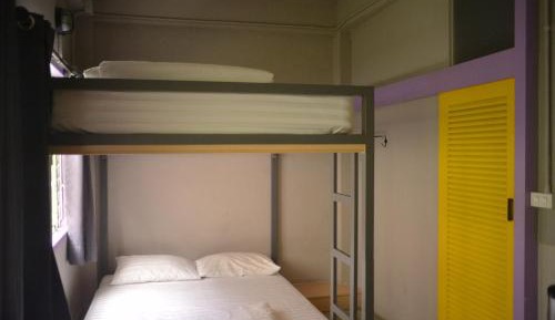 Quadruple Room with Private Bathroom
