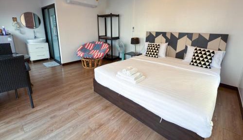 Standard King Room