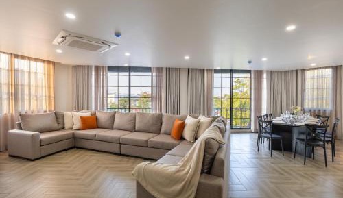 Premium Family Room