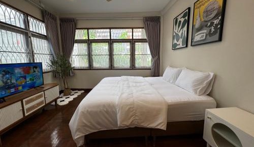 Double Room with Shared Bathroom