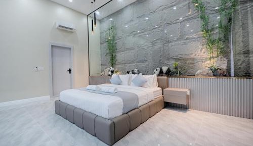 Three-Bedroom Vacation Home 