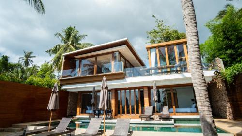 Villa - Beach Front