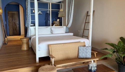 Deluxe Ocean View with Balcony