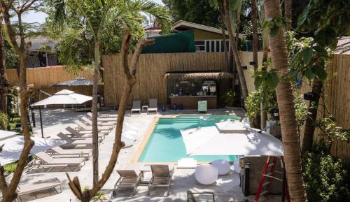 Premier Suite with Pool View
