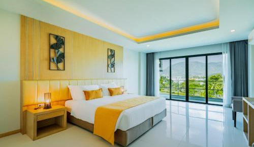 Grand Deluxe Double Room