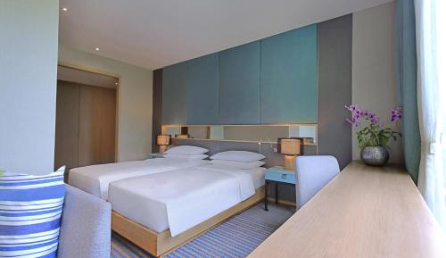 Premier Two-Bedroom King Suite with Two Twin Beds