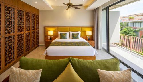 Five Bedrooms- The Royal Suite