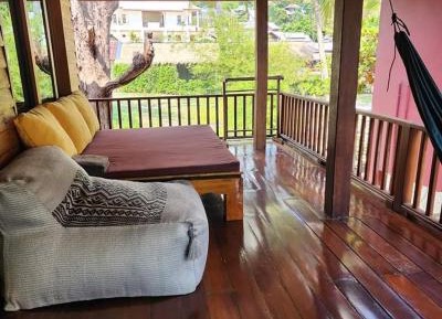 Bungalow with Partial Sea View