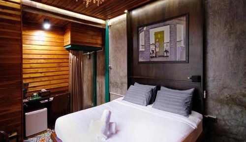 Deluxe Double Room with Bath