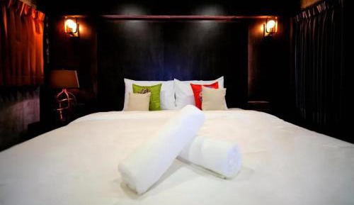 Deluxe Double Room with Shower