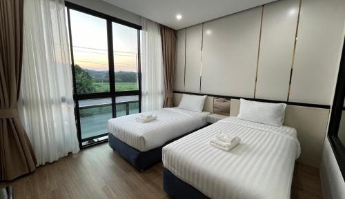 Twin Room with Mountain View