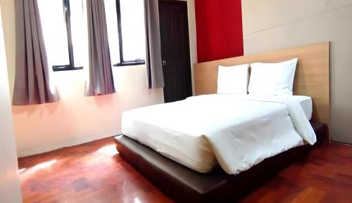 Queen Room