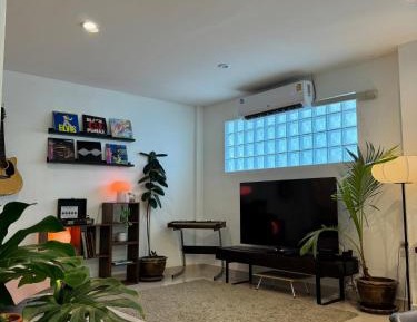 King Room with Balcony