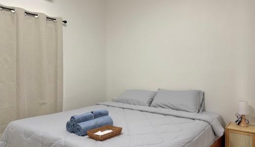 Deluxe Double Room (2 Adults + 1 Child)