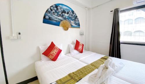 Standard Twin Room