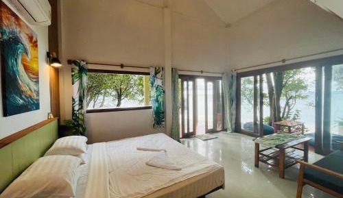 Villa - Beach Front