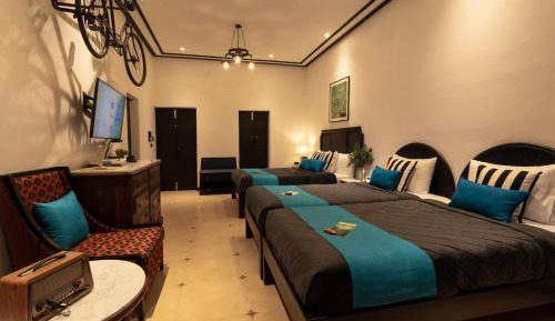 Deluxe Family Room