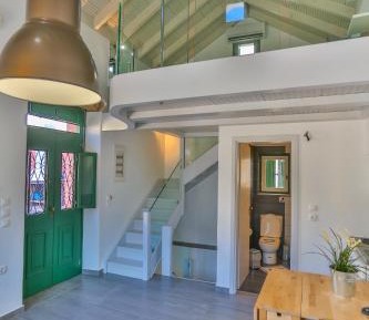Deluxe Apartment with Terrace