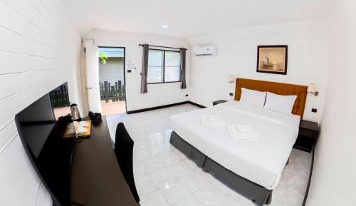 One-Bedroom Villa