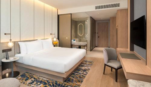 Superior King Room