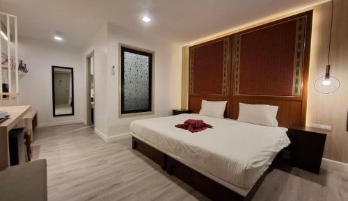 Superior Plus Double or Twin Room with Sea View