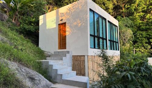 Bungalow with Sea View