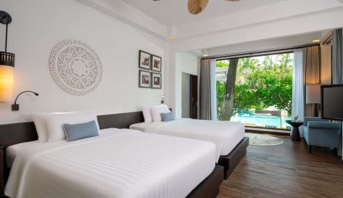 Premium Junior Suite with Twin Beds