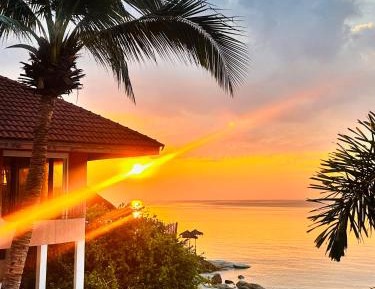 Deluxe Double Room with Sea View - Beach Front