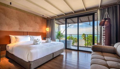Deluxe Double Room with Balcony and Sea View