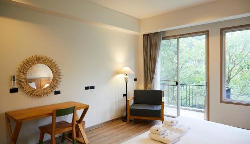 Leela Signature Family Suite (2-Bedroom, Sleeps 4)