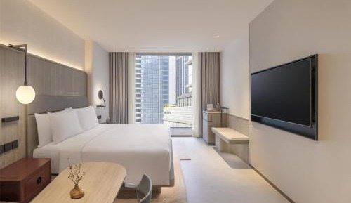King Room - Mobility Accessible 