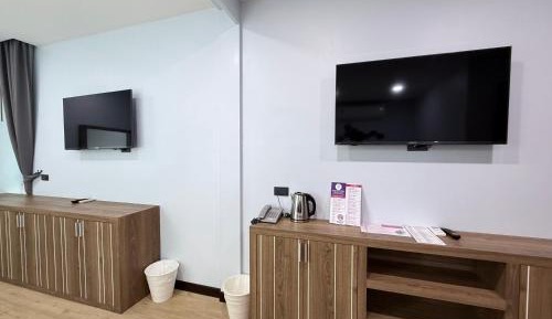 Superior Family Room