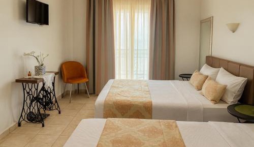 Triple Room with Sea View