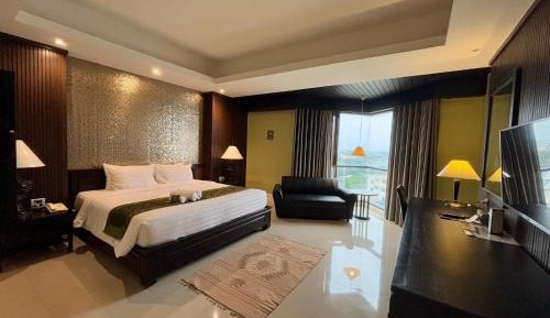 Deluxe King Room