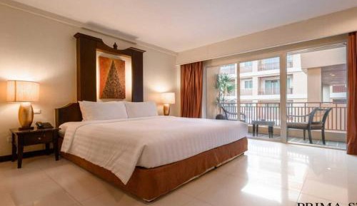 Deluxe King Room