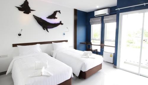 Standard Twin Room