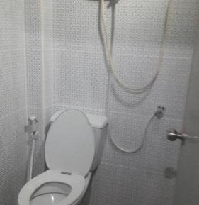 Single Bed in Mixed Dormitory Room