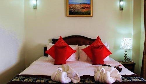 Standard Double Room with River View