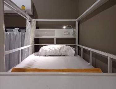 Bunk Bed in Mixed Dormitory Room