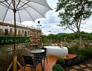 Deluxe Double Room with Bath