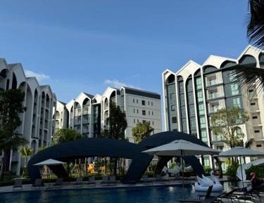 Two-Bedroom Apartment with Pool View